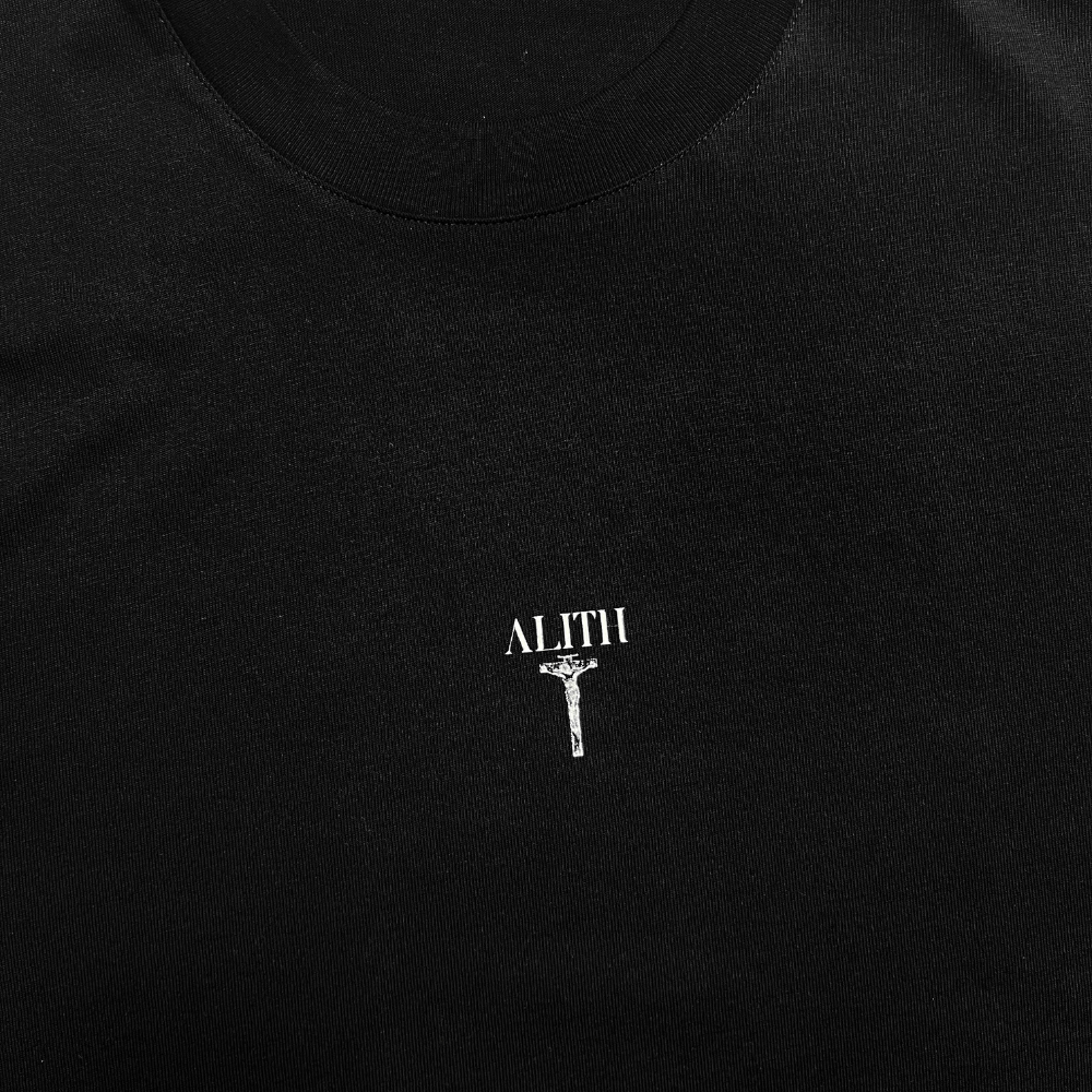 NO FEAR Cropped Tee