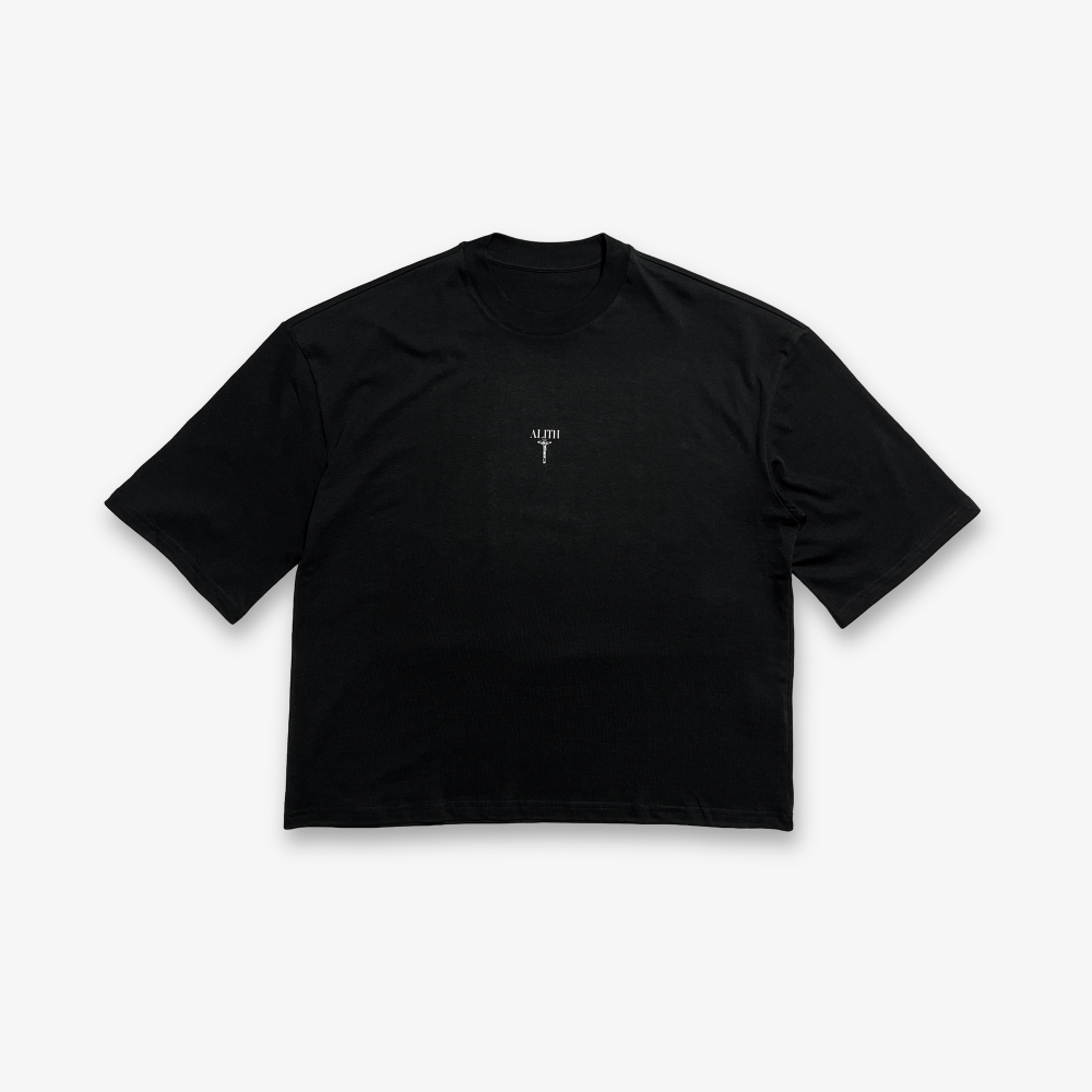 NO FEAR Cropped Tee
