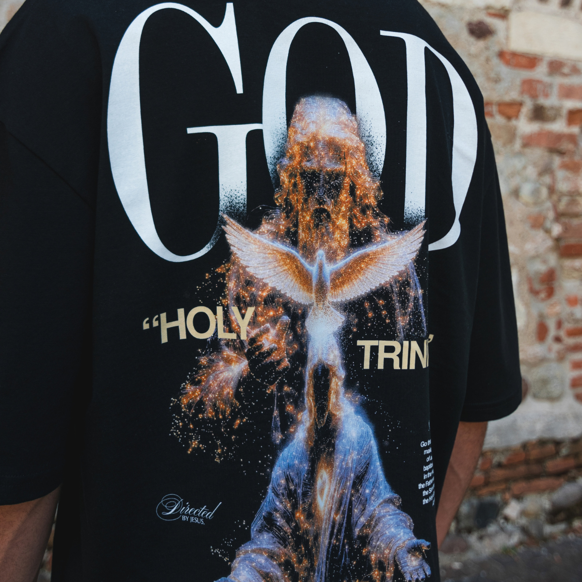 HOLY TRINITY Cropped Tee